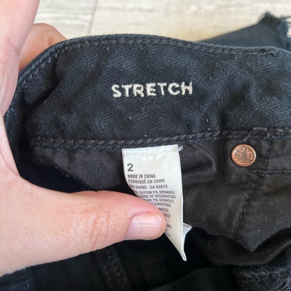 American Eagle Black Distressed Jean Shorts - Picture 2 of 5